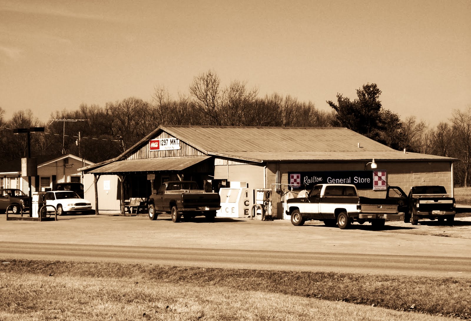 Solomon J Parker Small Town Gas Stations / Stores