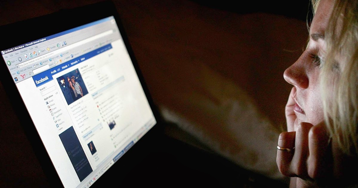 Facebook reveals news feed experiment to control emotions Sri Lanka