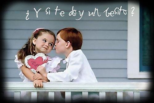 Niño y Niña vestidos de blanco Y si te doy un Besito imagen de amor y besos Niño y Niña vestidos de blanco Y si te doy un Besito imagen de amor y besos