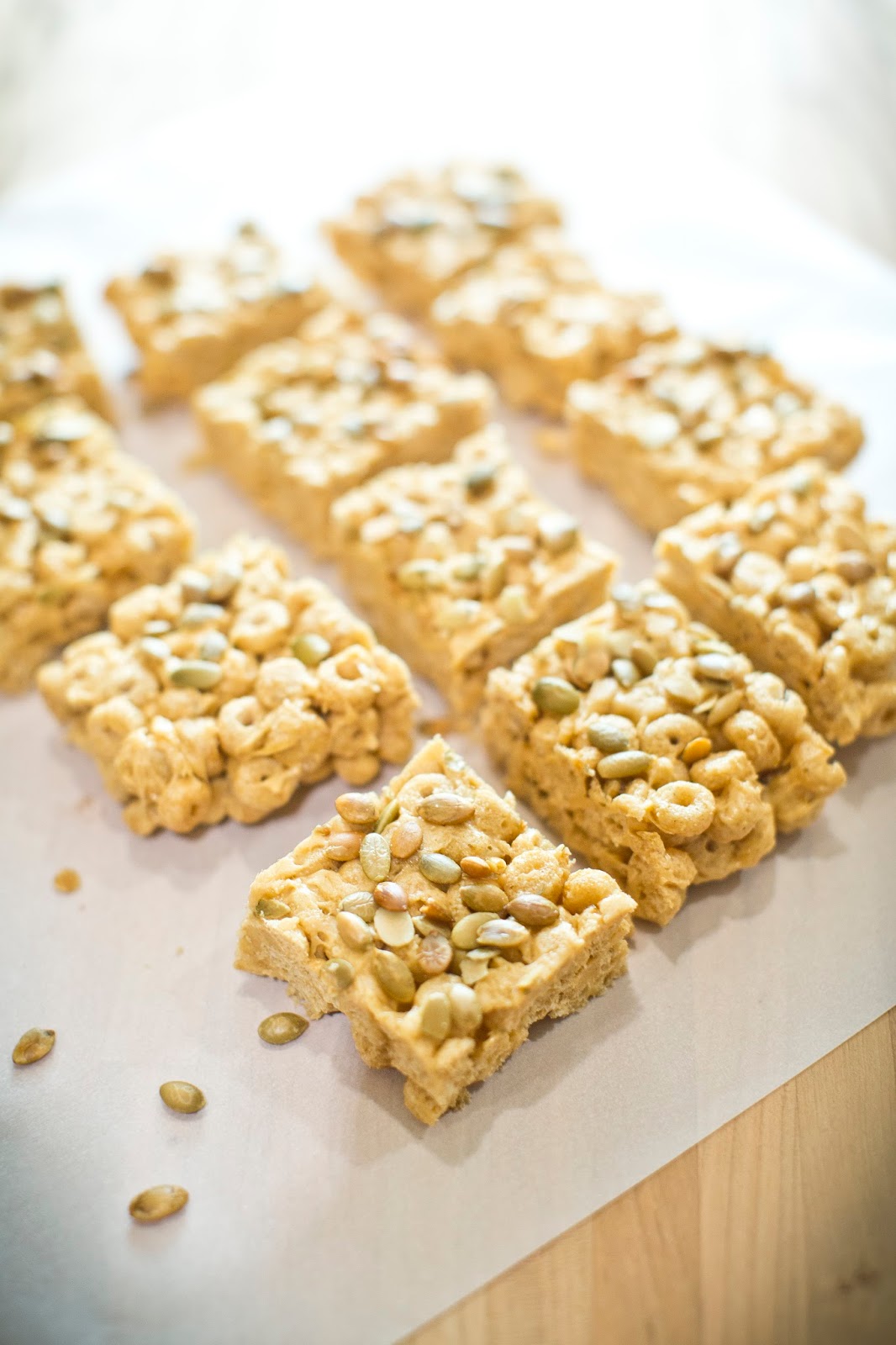 The Chubby Vegetarian Pumpkin Marshmallow Cereal Bars