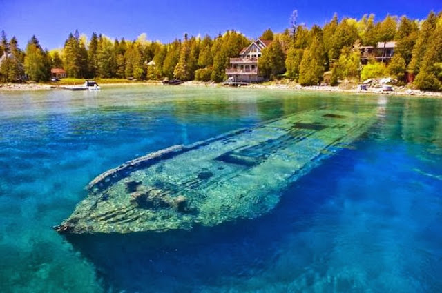 Lake-Huron-One-of-the-Five-Great-Lakes-of-North-America-Shipwreck%5B1%5D.jpg