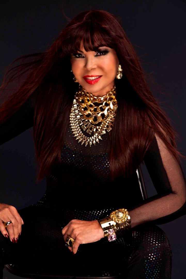 Diverso Magazine Lila Morillo