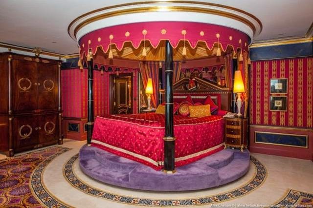 Burj Al Arab — Inside the most expensive Seven-star hotel in Dubai Burj Al Arab — Inside the most expensive Seven-star hotel in Dubai