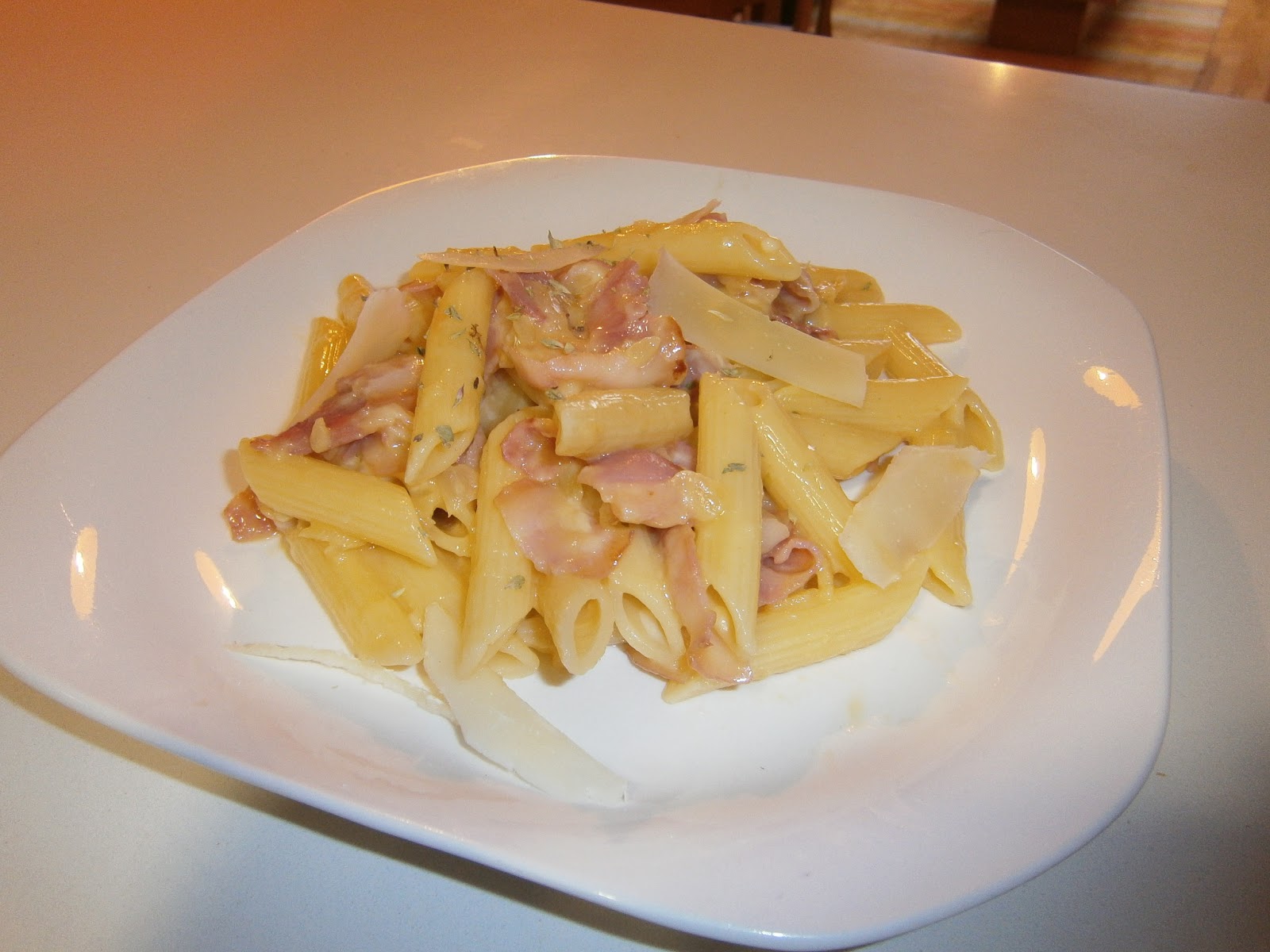Pasta Carbonara (Penne Carbonara)