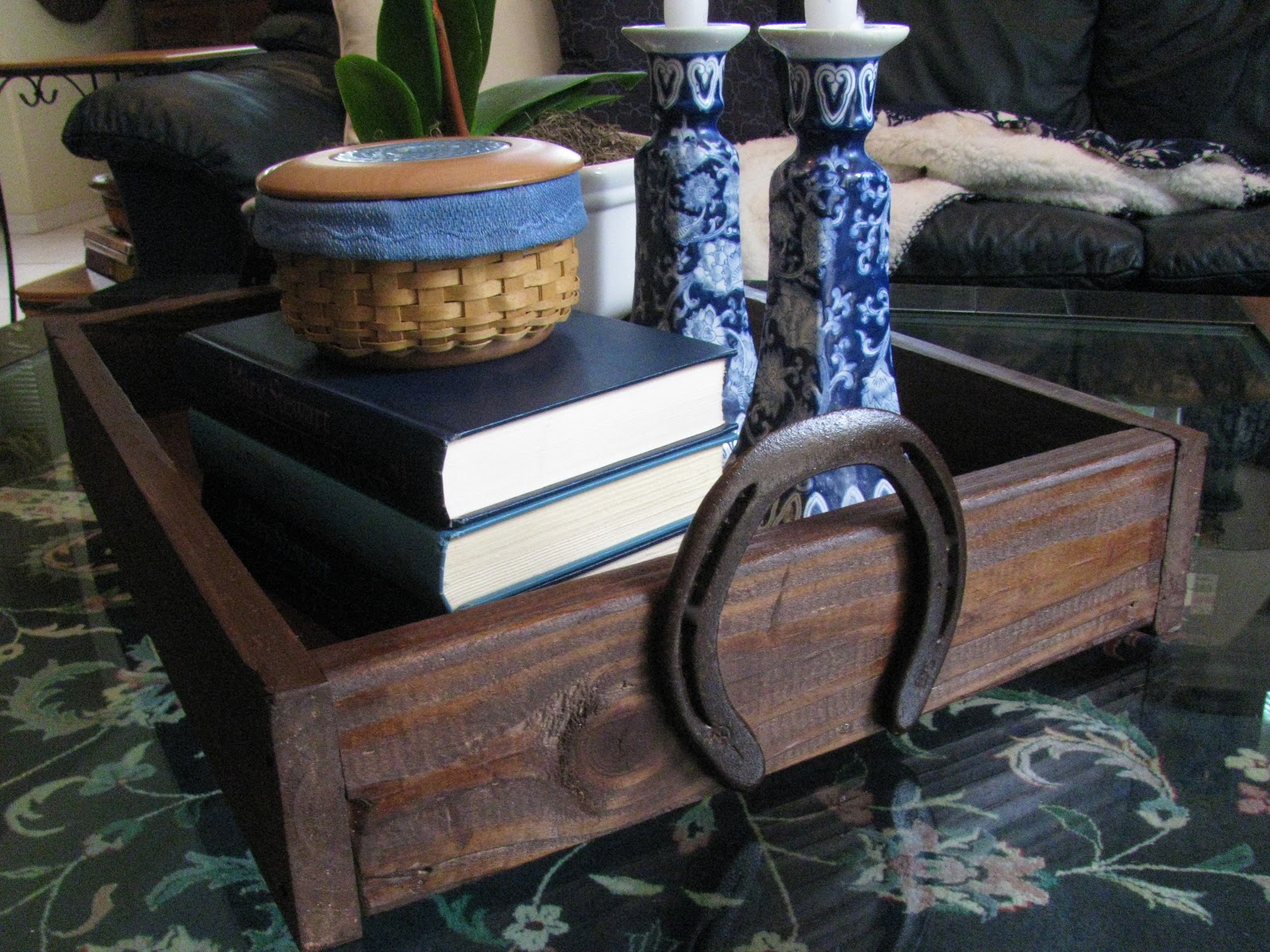 MAY DAYS DIY Rustic Tray with Horseshoe Handles