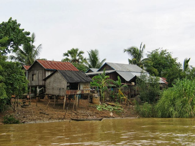 siem-reap-battambang-bateau