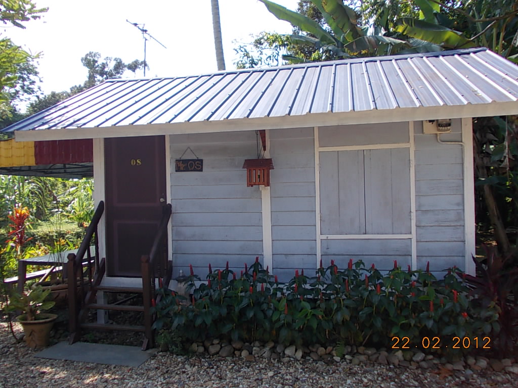 Kuala Kangsar Bandar DiRaja: CHALET D' KAMPUNG MR.OS KOTA LAMA KANAN
