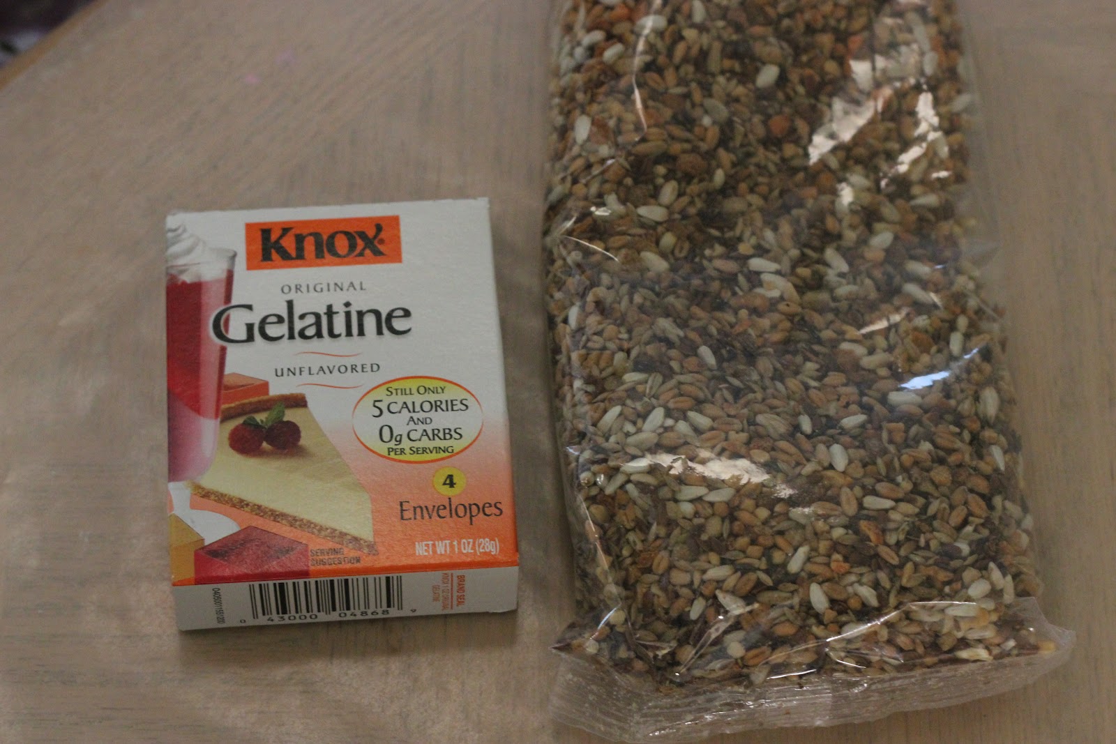 playbluej Easy, Peasy Homemade Bird Feeders