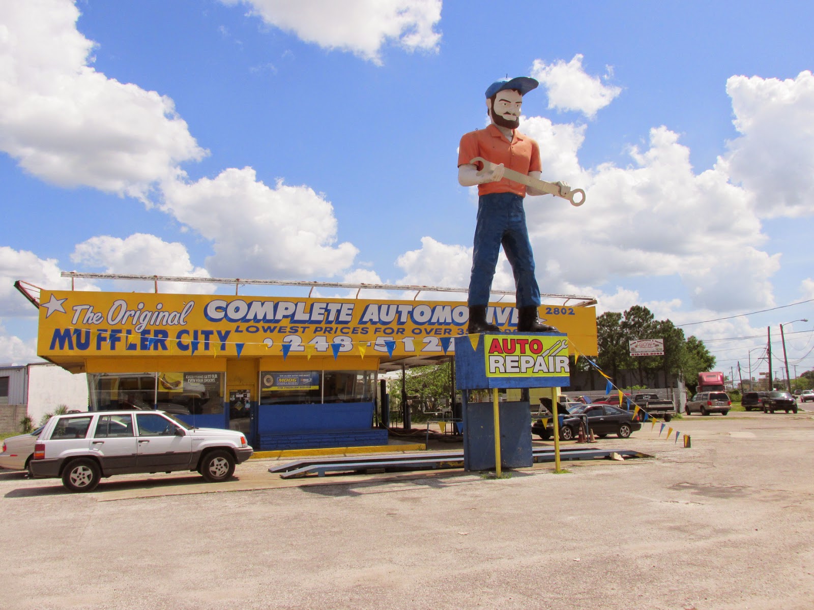 Eccentric Roadside Manly, yes, but I like it too The Muffler Man of