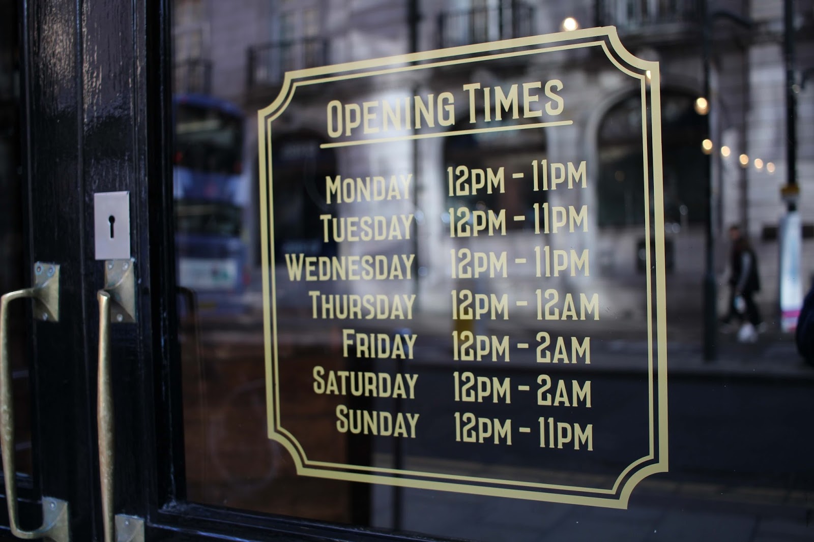 Wine Tasting At The Decanter SUNNYDEI