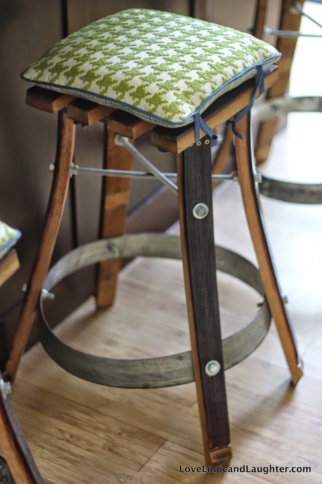 Sewing Kitchen Bar Stool Chair Pads {That Are Both Reversible