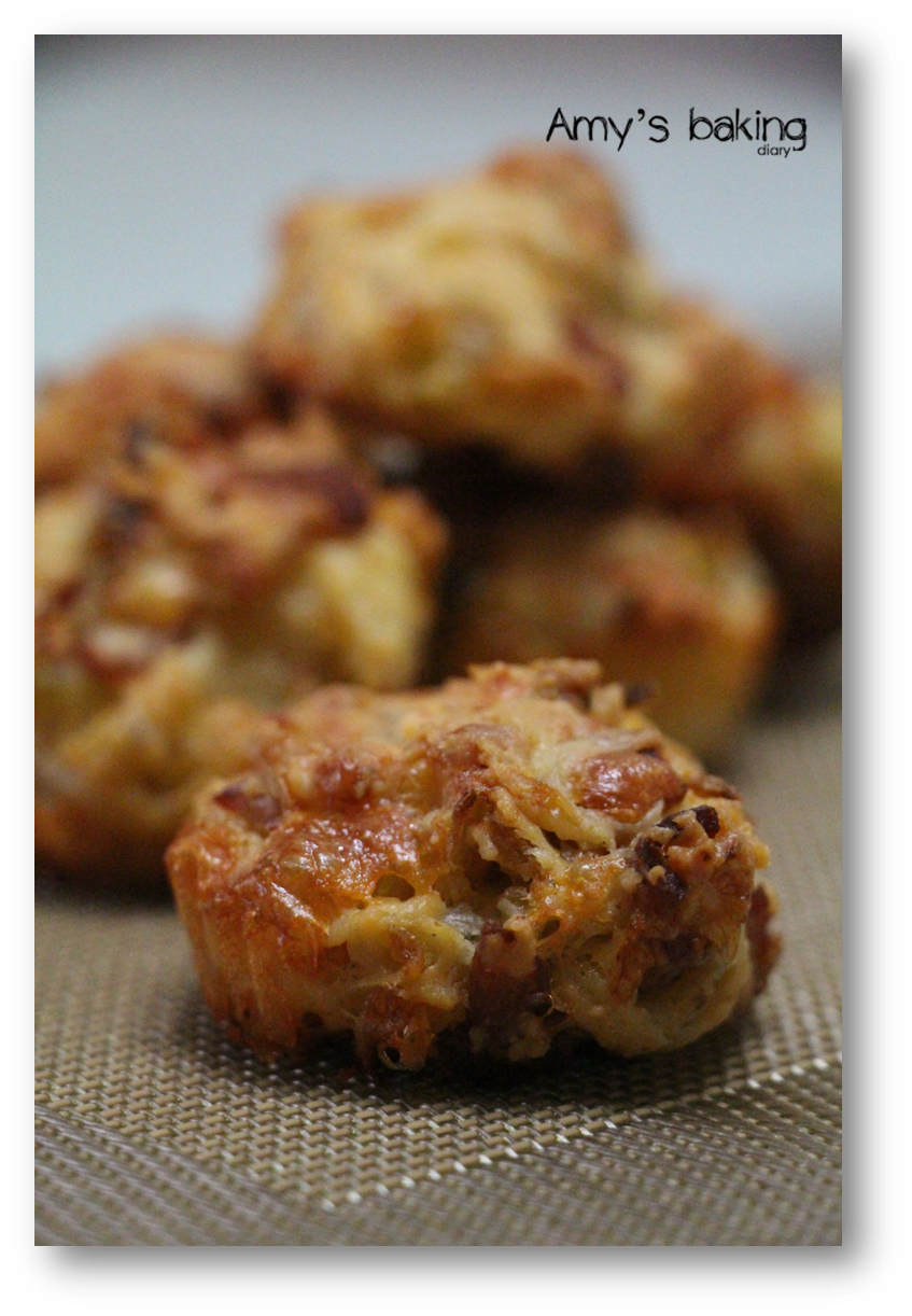 Amy Baking Diary Bacon Onion Cheddar Biscuits (Ree Drummond, The