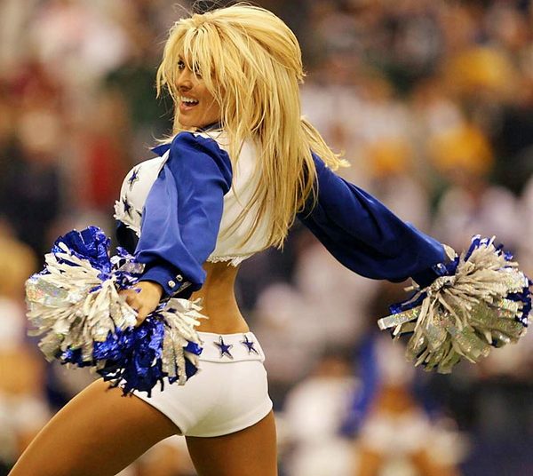 hottest nfl cheerleader
