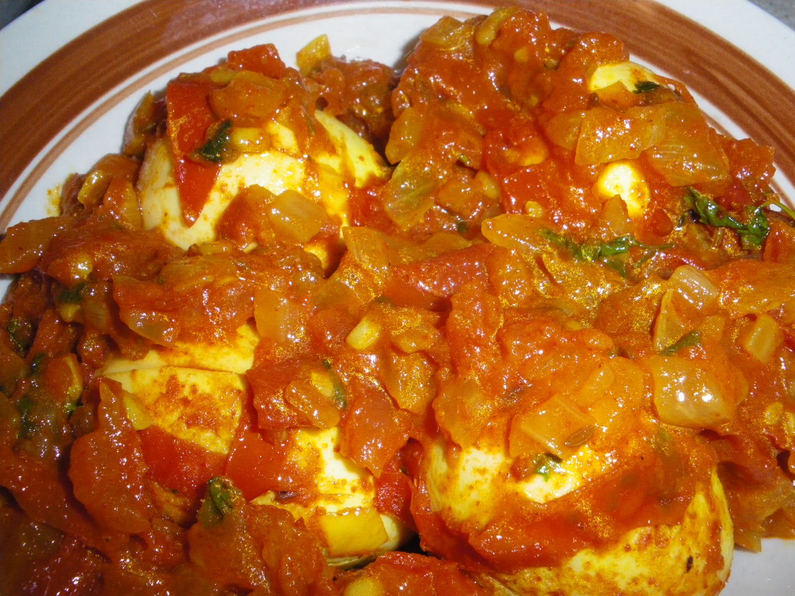 Mouth watering recipes from Azeema's Kitchen: Boiled Egg Curry