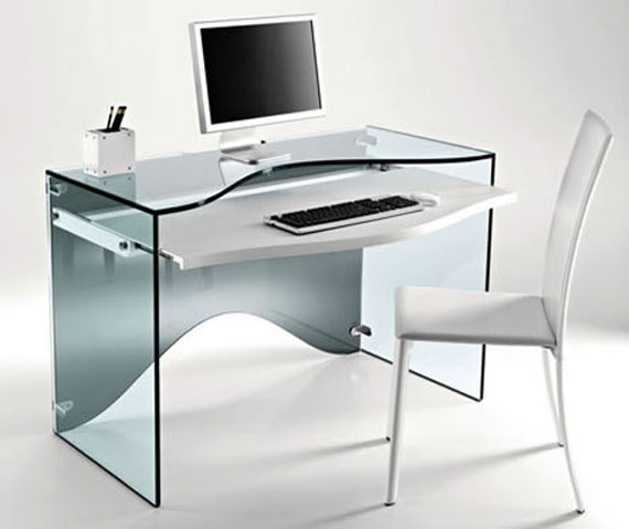 комп'ютерний стіл зі скла
