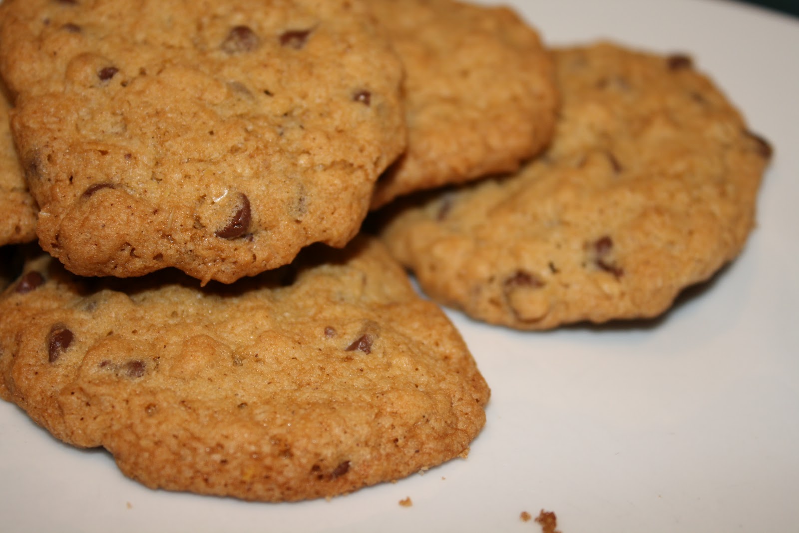 a day in the kitchen of... oatmealflax chocolate chip cookies