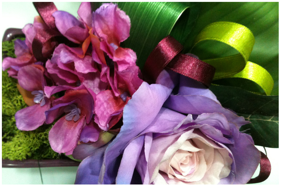 Florist in Rome: Purple Artificial Floral Arrangements