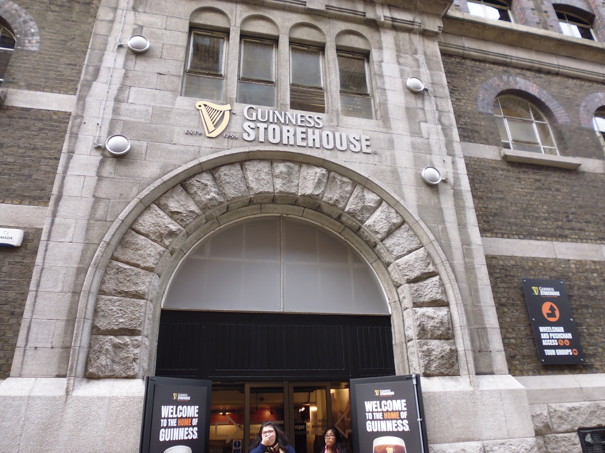 Guinness Storehouse en Dublín (Irlanda) (@mibaulviajero)