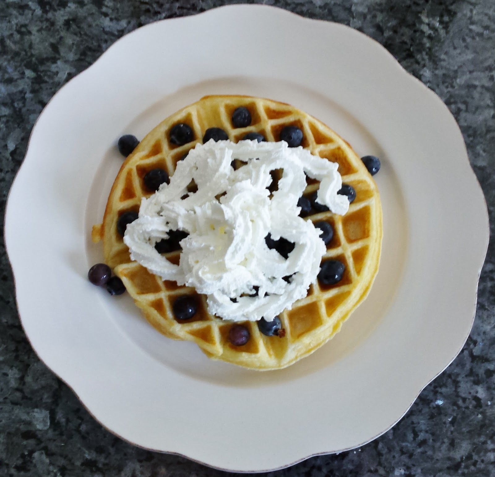 J R L i n d z The Inn at Manchester Waffles