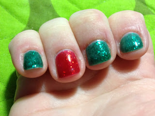 Tis the Season For Christmas Nails