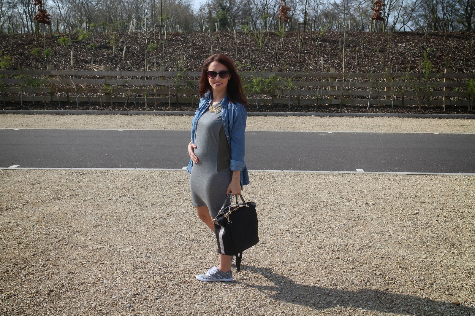 Maternity wear, Maternity street style, street style, fashion, all saints, fbloggers, casual ootd, outfit inspiration, topshop, what to wear when pregnant, fashion style