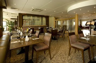Premier Inn Castleford Dinning Area
