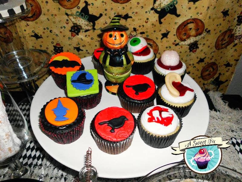 Bloody Body Parts, Black Crow & Traditional Cupcakes