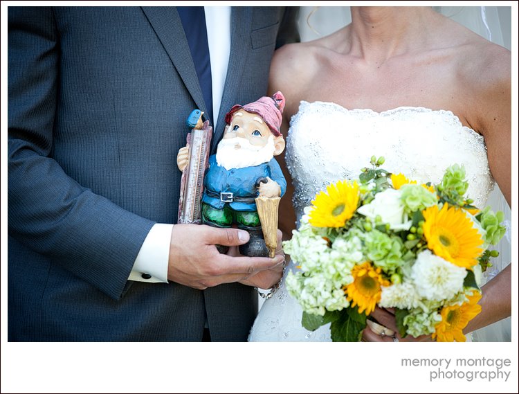 wedding photo garden gnome