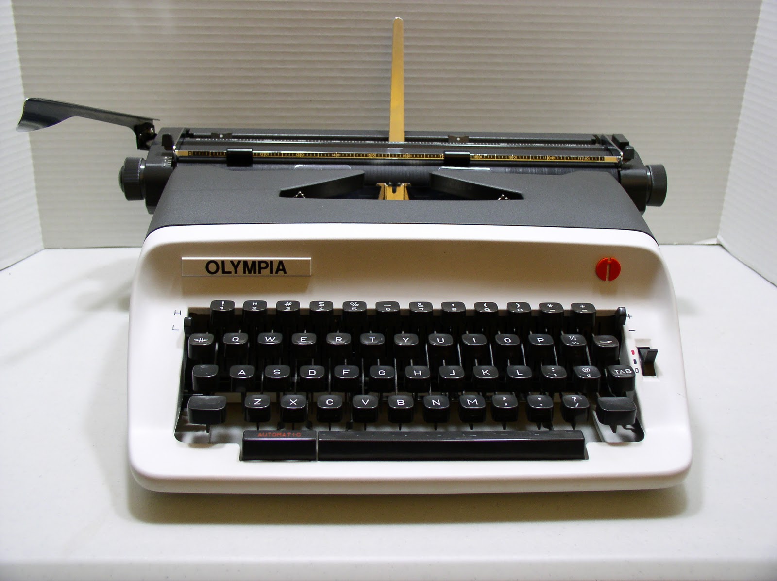 Fountain Pens & Typewriters: My Japanese Olympia Typewriter
