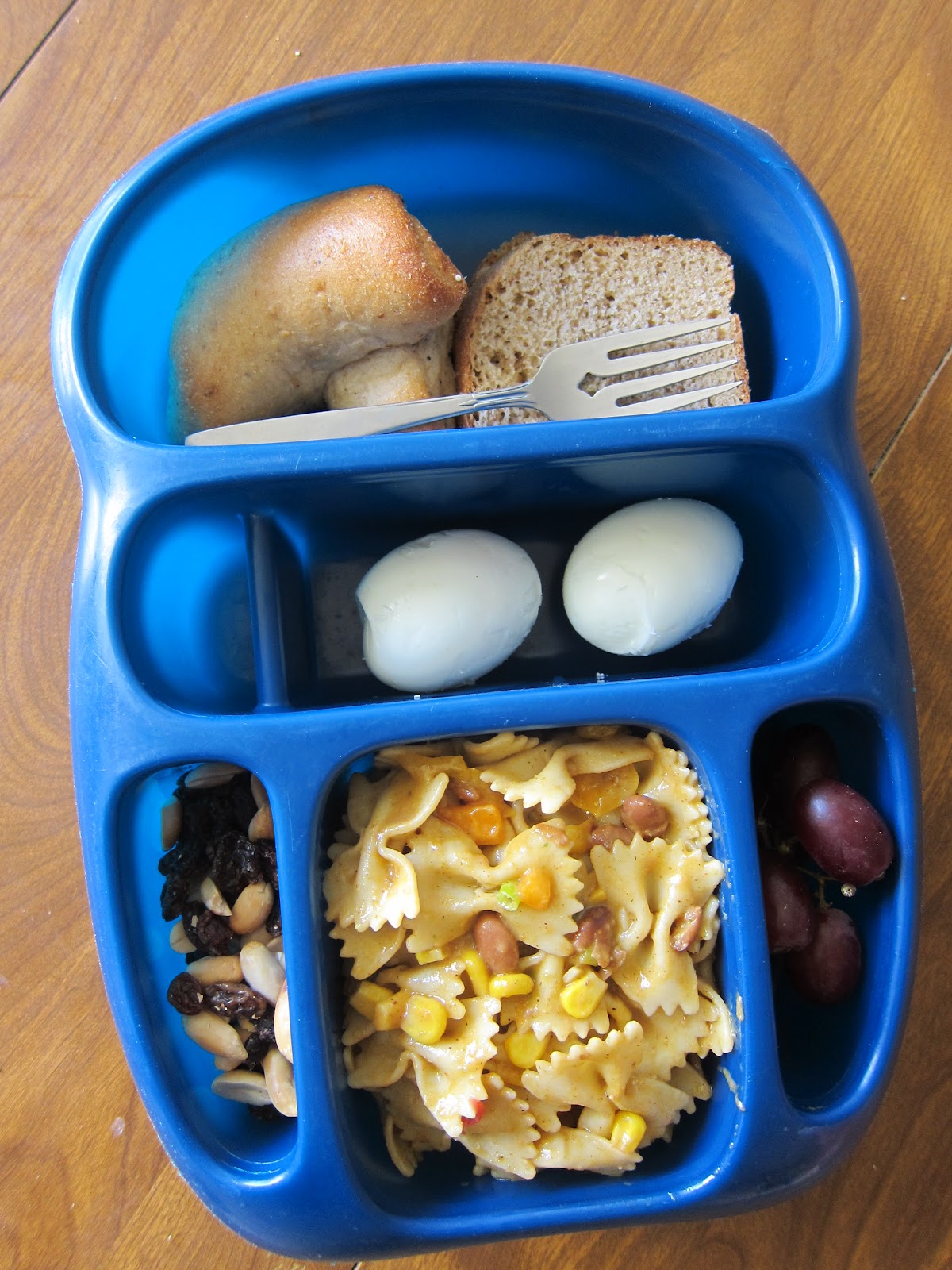 Lunch Boxes, Trays and Snack Ideas | Real Foods Mom