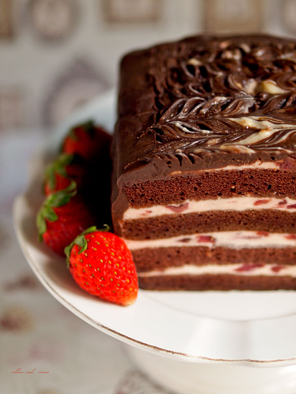 Eggless Chocolate Date Cake Recipe Eggless Chocolate Date Cake Recipe