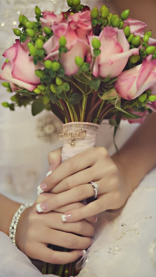 Bride Holding Roses   Galaxy Note HD Wallpaper   Bride Holding Roses   Galaxy Note HD Wallpaper