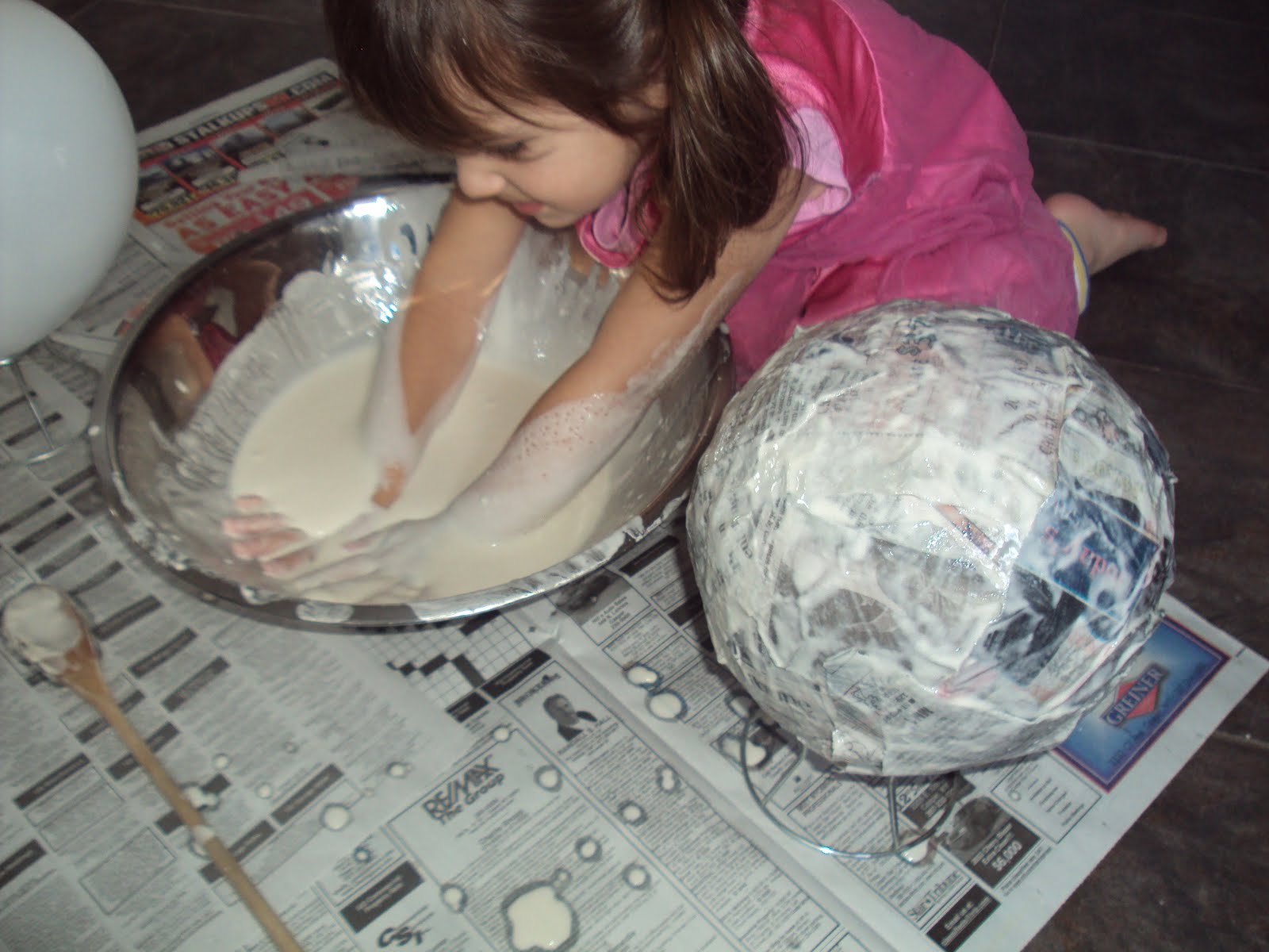 Time for Play Flour, Water and Balloons = Pinatas!!