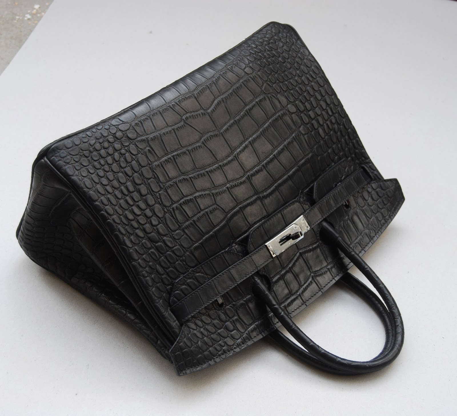 replica hermes handbags: hermes birkin 35 croco leather so-black