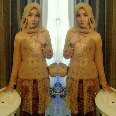 Kebaya Wisuda