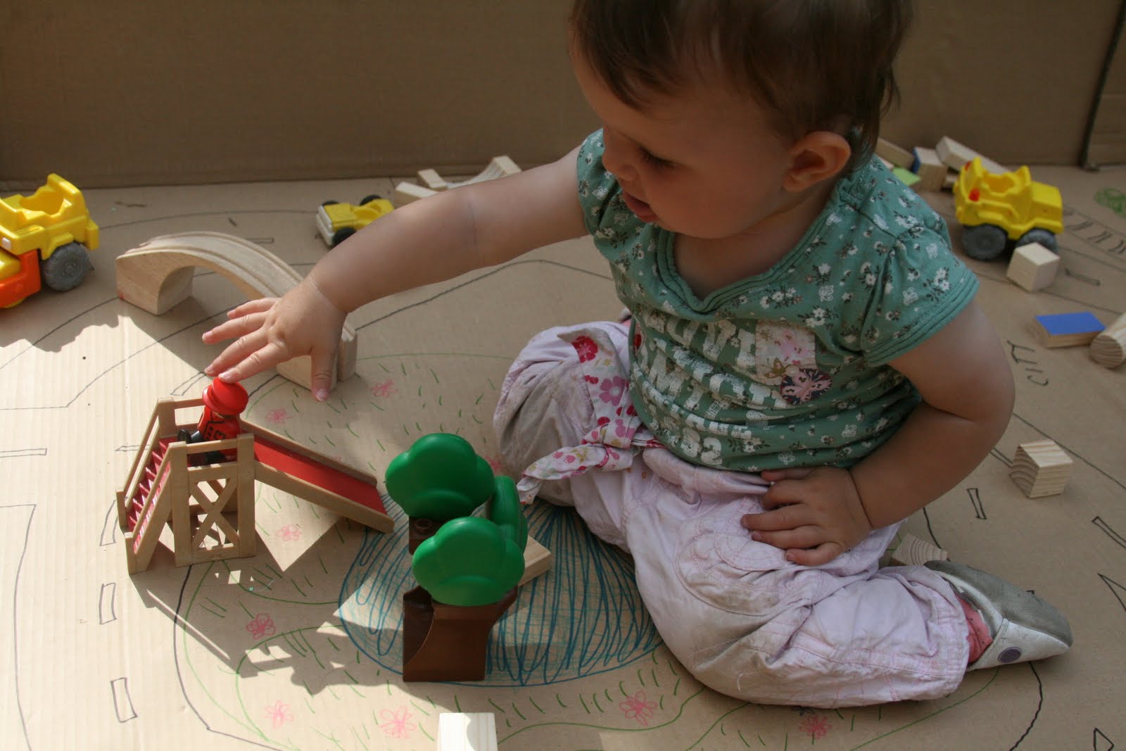 small world toys stack o fun