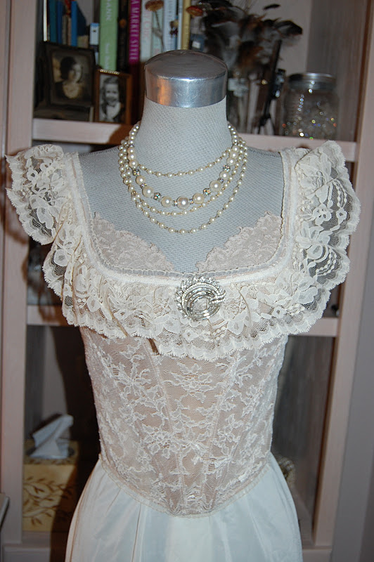 My Artistic Side It's time for the Dress Form Party!