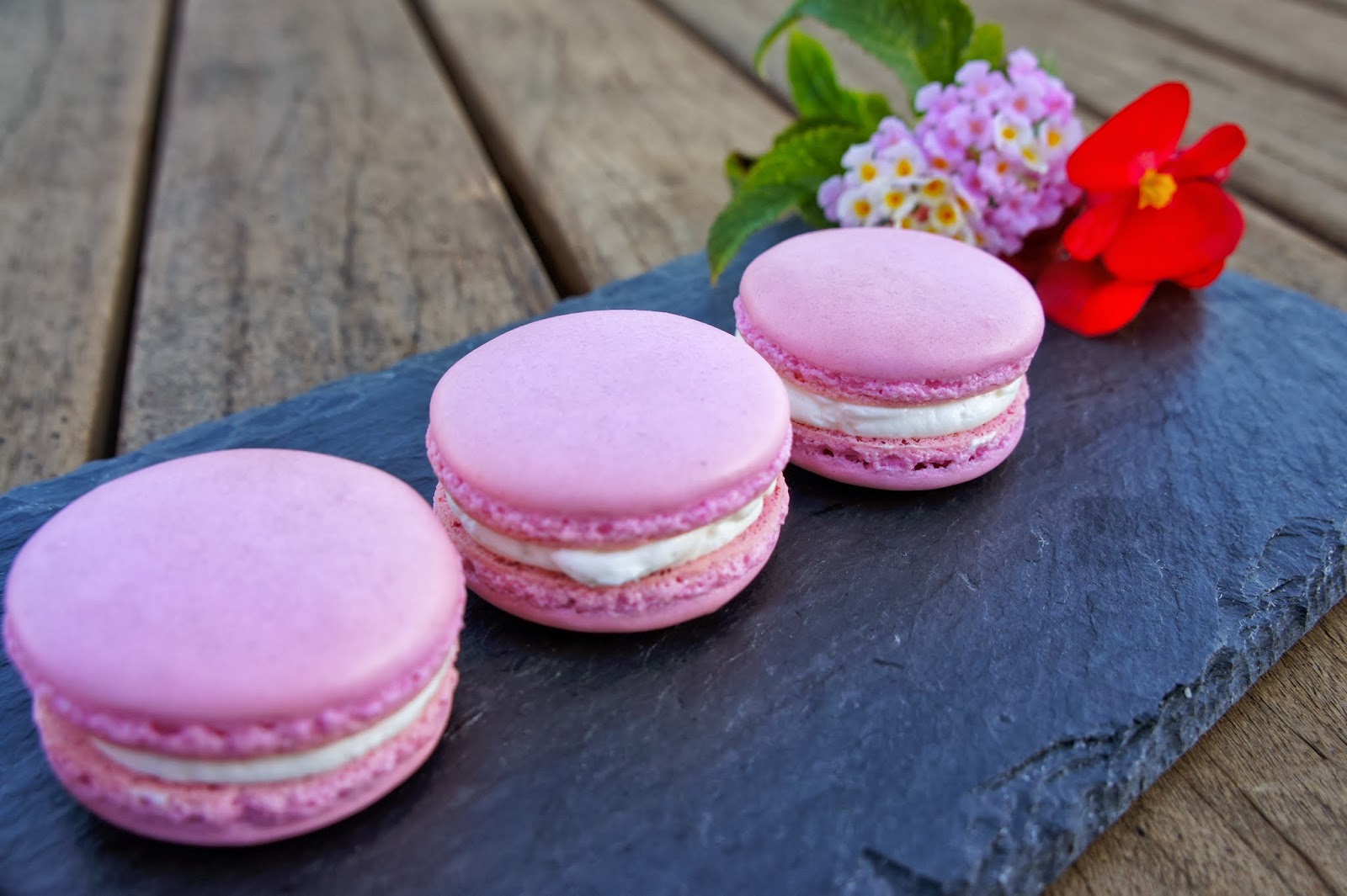 changtilly Rose Meringue Buttercream Macarons