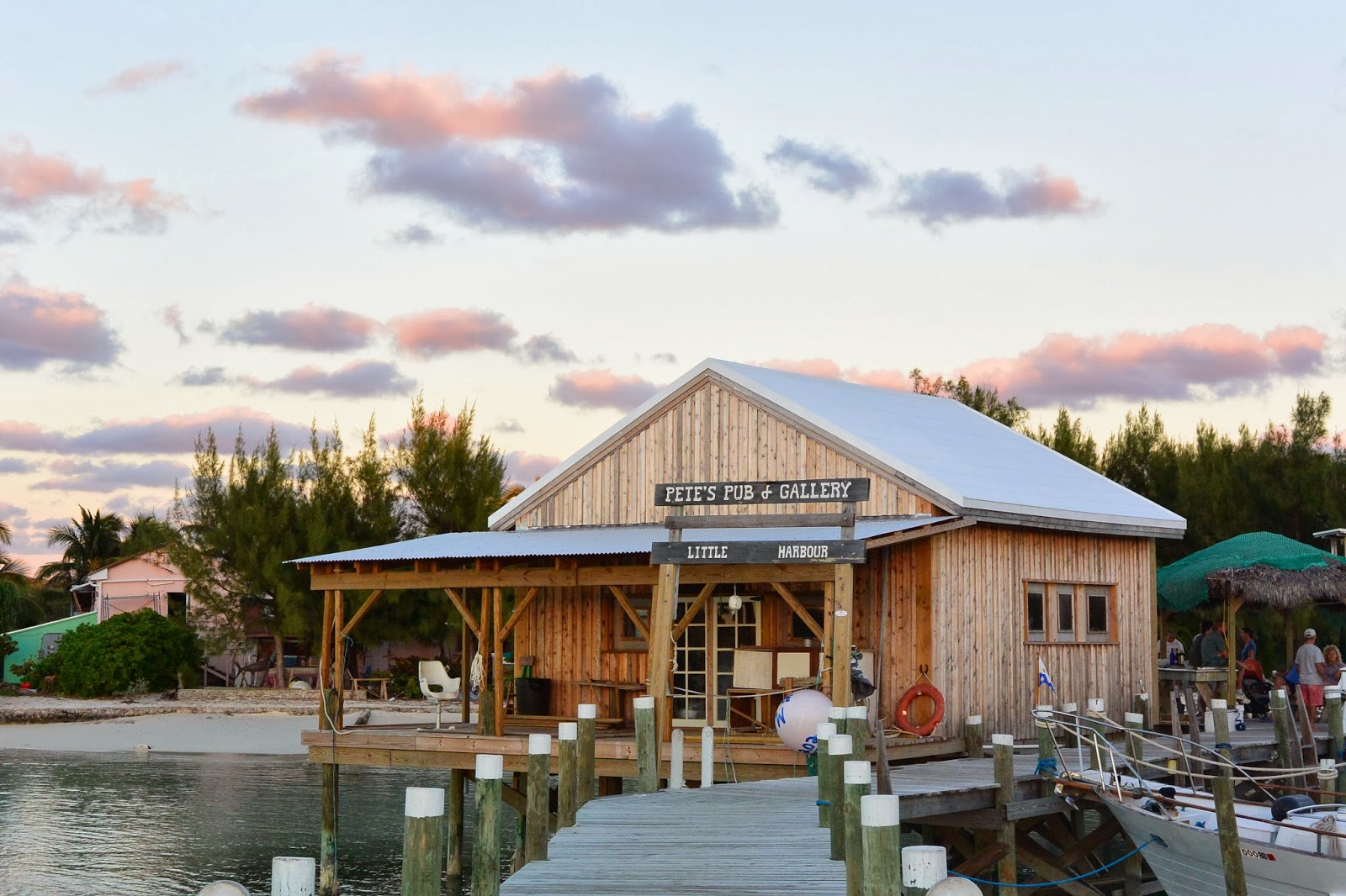 Eventyr Monster lobster in Spanish Wells