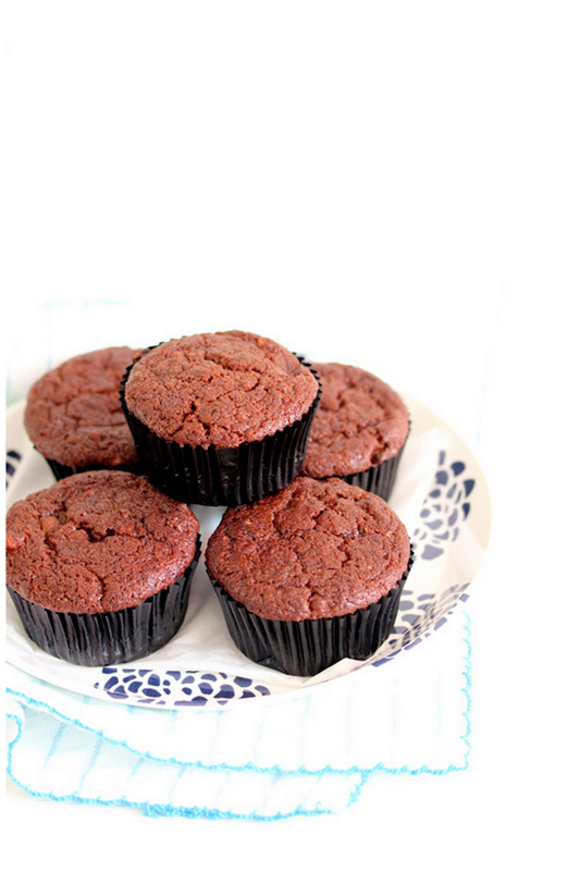 Foodagraphy. By Chelle. Chocolate banana sour cream muffins