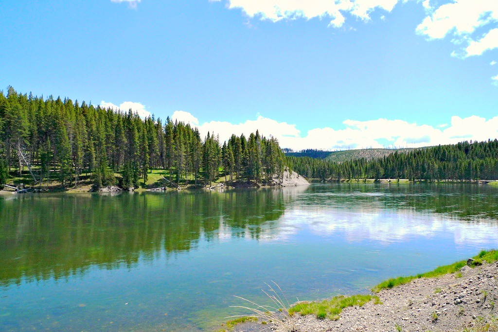 Yellowstone Lake Bulge