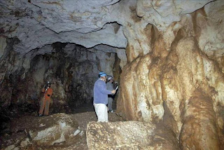 interior de la cueva de comte