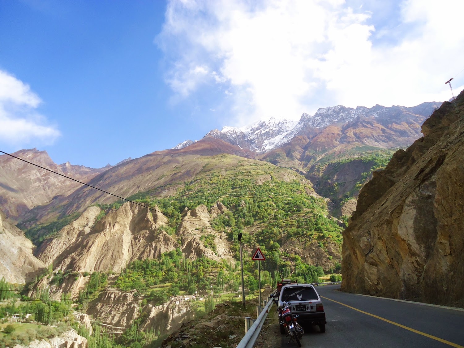 Hunza Valley (www.prettygloss.blogspot.com) Hunza Valley (www.prettygloss.blogspot.com)