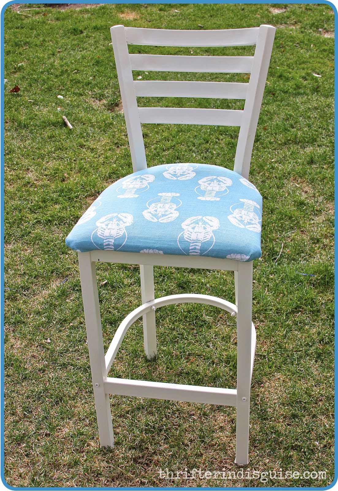 A Thrifter in Disguise DIY Beachy Bar Stool Tutorial