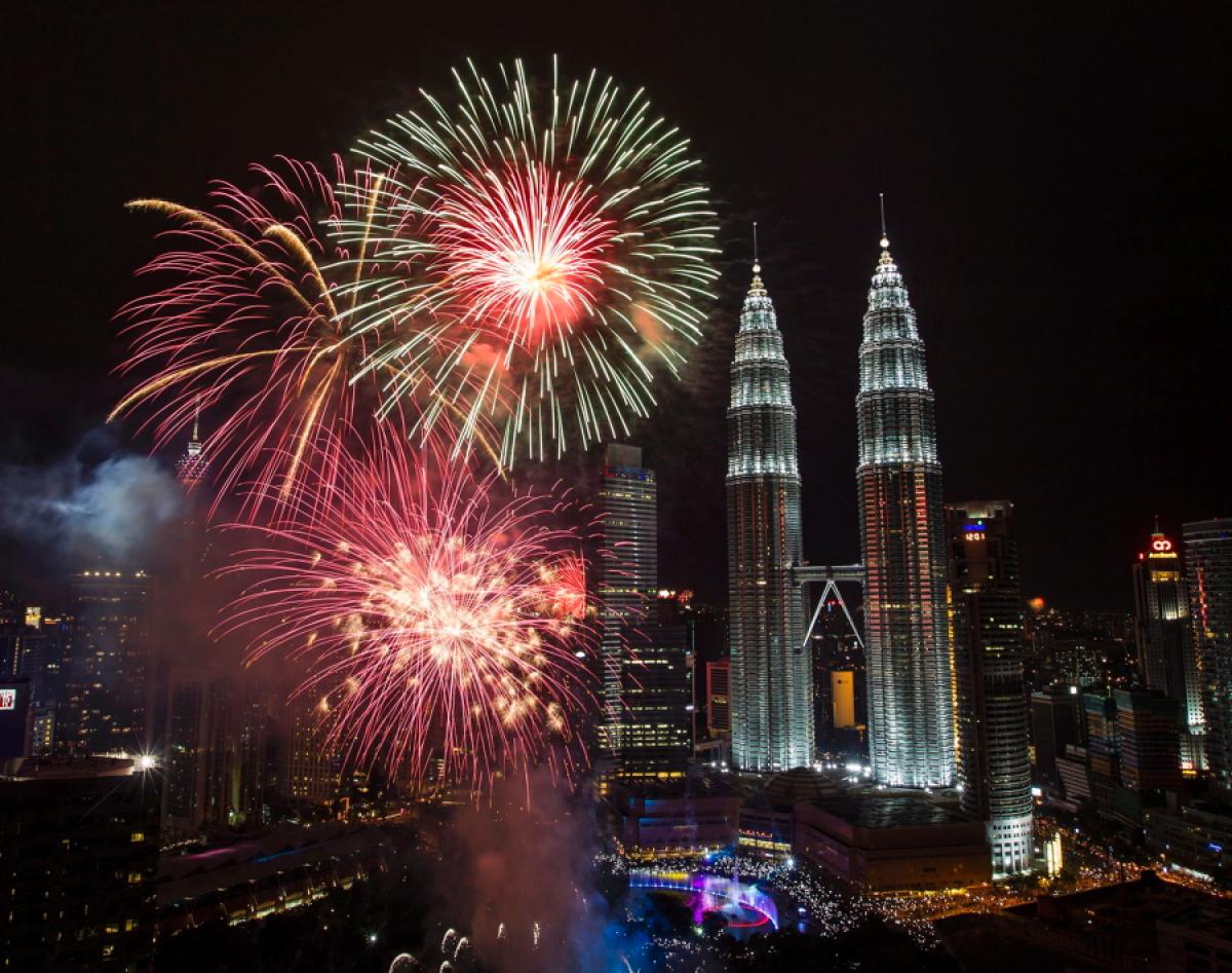 2019 public holiday in malaysia / find holidays dates in 2019 for chinese new year, tahun baru Best places to celebrate New Year 2016 - TheHive.Asia