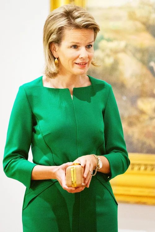 Queen Mathilde earlier this week attending the exhibition “Sensation and Sensuality” at the Royal Museums of Fine Arts of Belgium in Brussels