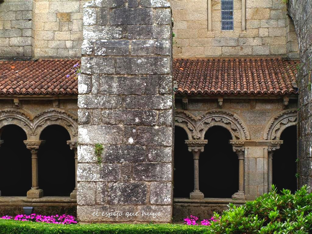 EL ESPEJO QUE HUYE: diciembre 2013