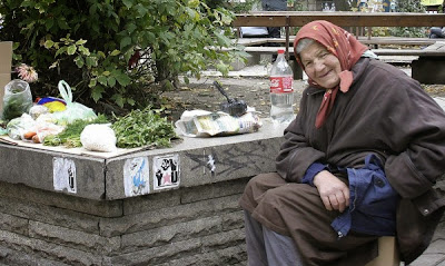 Над половината българи живеят в лишения 