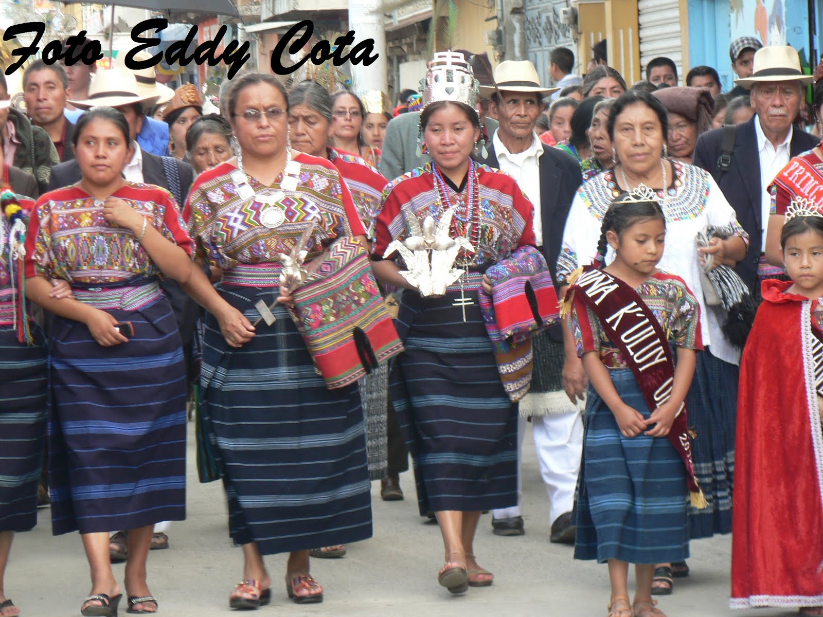 Festival folklórico de Coban. Guatemala. Typical women´s dress