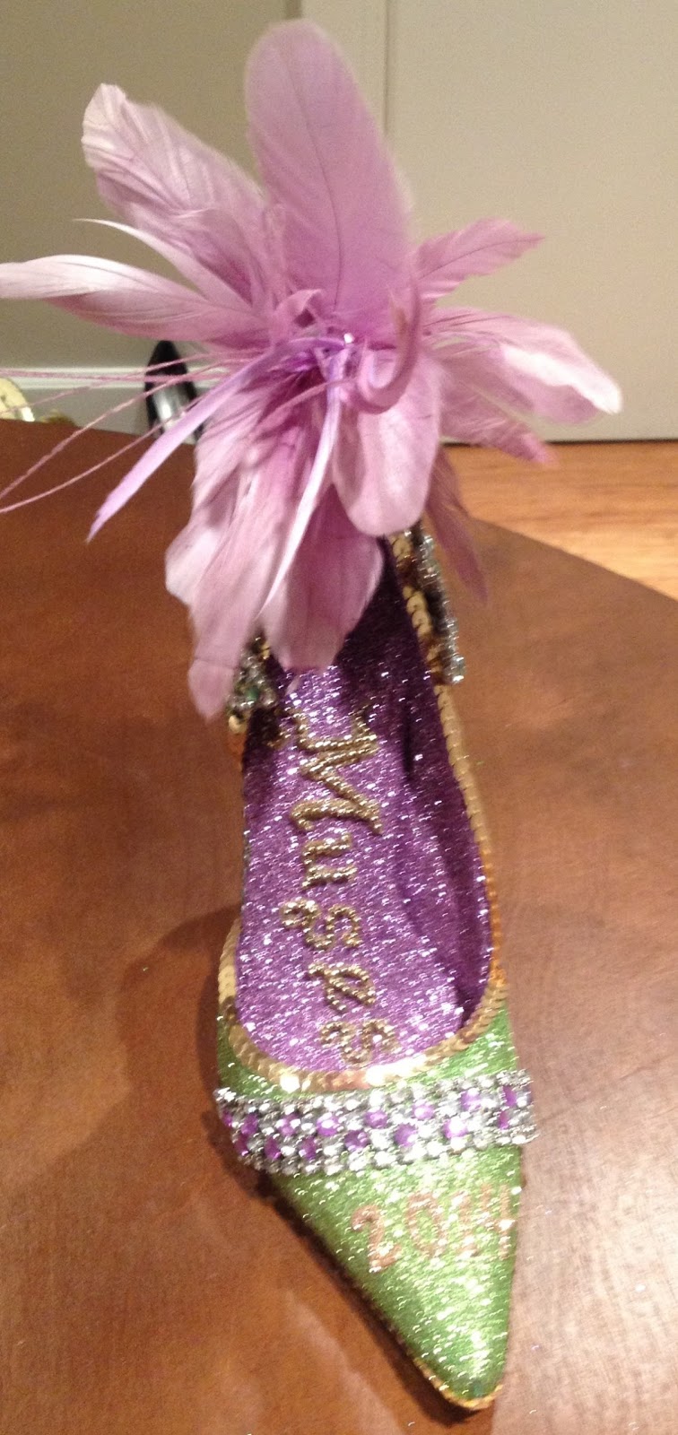 Confessions of a glitter addict Vintage Mardi Gras Shoe